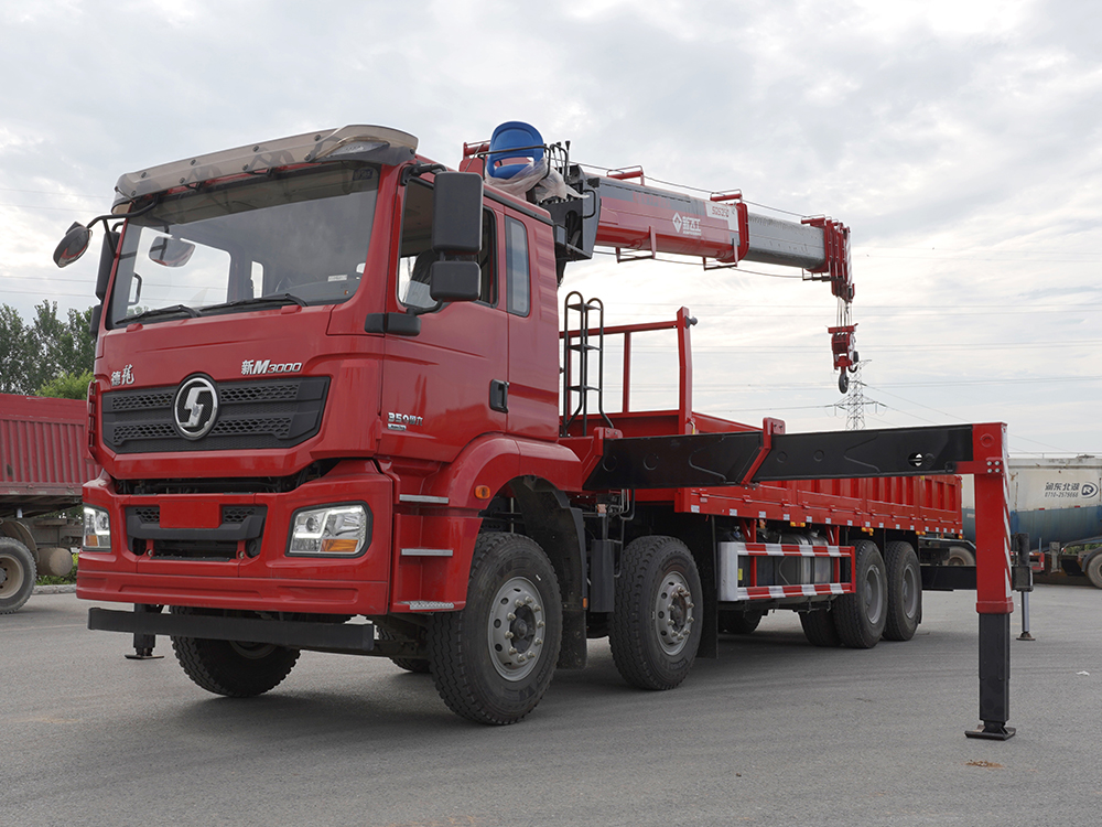 國(guó)六陜汽德龍前四后八新飛工16噸五節(jié)直臂吊機(jī)隨車(chē)吊