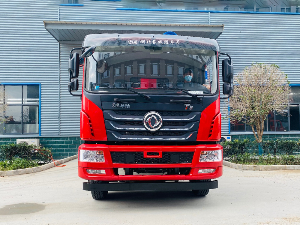 國(guó)六東風(fēng)T5后雙橋新飛工12噸五節(jié)直臂吊機(jī)隨車(chē)吊