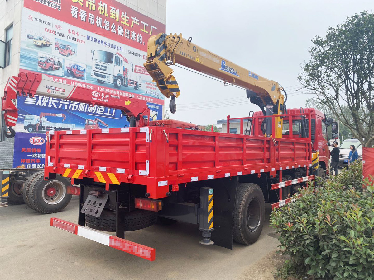 國六東風(fēng)華神F5排半上裝徐工8噸直臂式吊機隨車吊