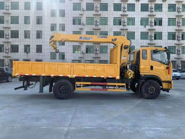 國六東風暢行D1徐工6.3噸四節(jié)直臂吊機隨車吊